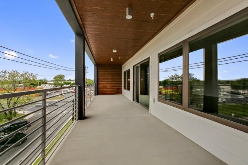 4361 South Congress Avenue, Unit 314 Austin, TX 78745 - Photo 19 of 25 a view of a train station