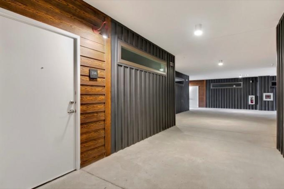 4361 South Congress Avenue, Unit 314 Austin, TX 78745 - Photo 20 of 25 a view of an empty room