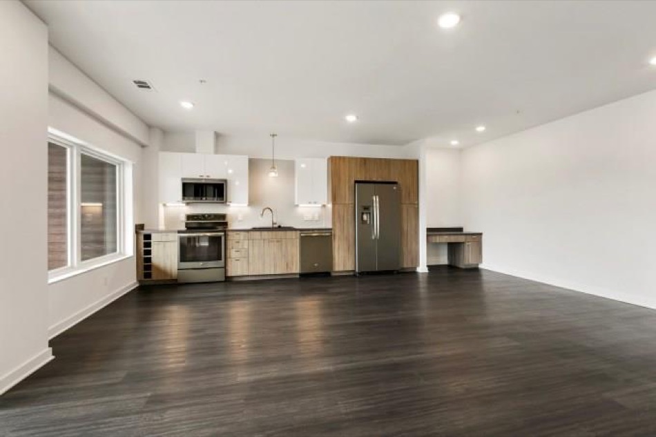 4361 South Congress Avenue, Unit 314 Austin, TX 78745 - Photo 25 of 25 a view of kitchen with sink microwave and stove