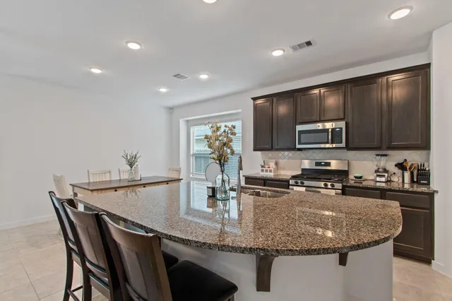 $2,400 | 12335 Summerbrook Drive, Houston, TX 77066