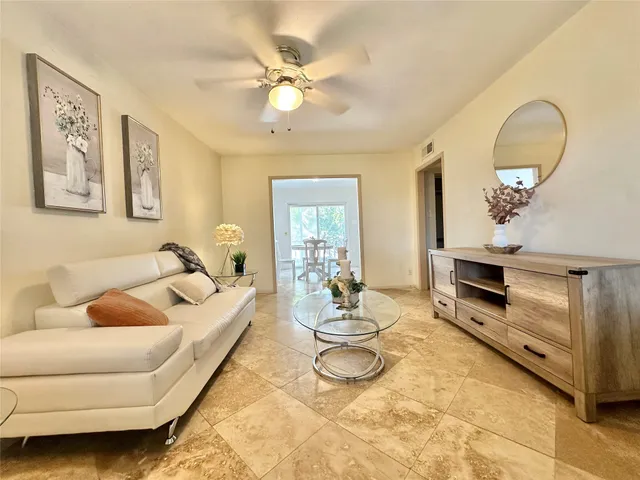 $133,900 | 4040 San Felipe Street, Unit 238, Houston, TX 77027