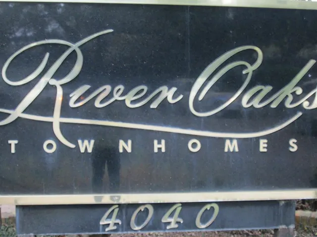 $133,900 | 4040 San Felipe Street, Unit 238, Houston, TX 77027