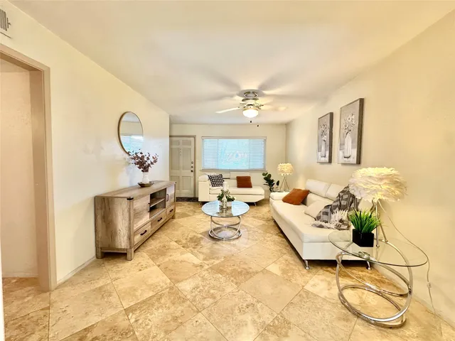 $133,900 | 4040 San Felipe Street, Unit 238, Houston, TX 77027