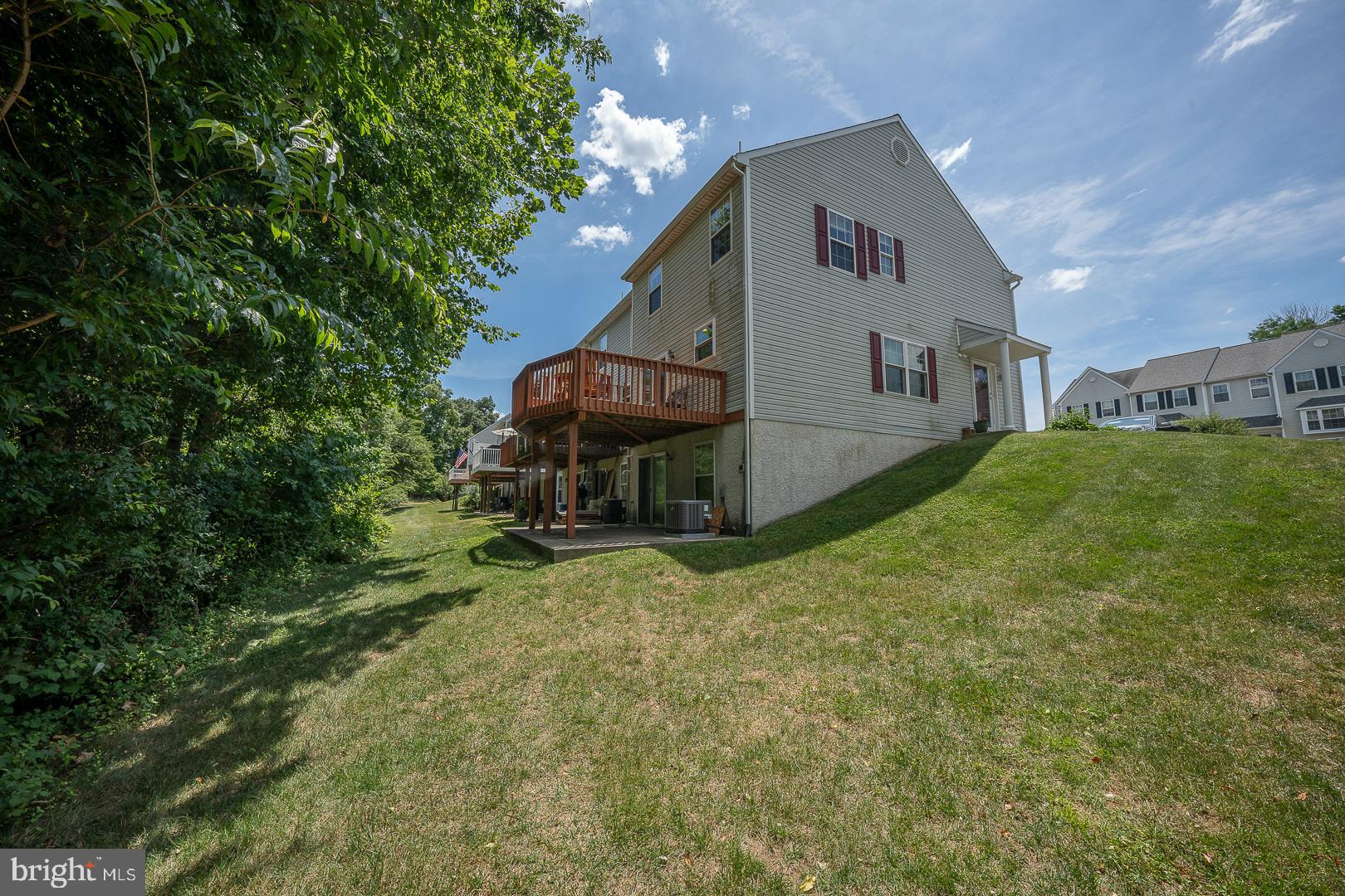 240 Springvalley Way Aston, PA 19014 - Photo 27 of 29 a house view with a outdoor space