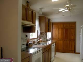 790 Beck Road Quakertown, PA 18951 - Photo 4 of 5 Gallery Image 4