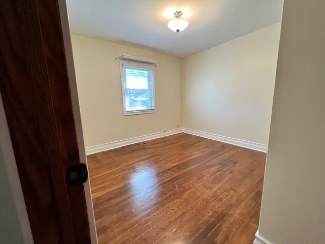 $2,700 | 8431 West 135th Street, Orland Park, IL 60462