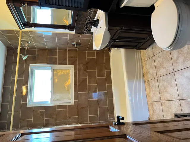 $2,700 | 8431 West 135th Street, Orland Park, IL 60462