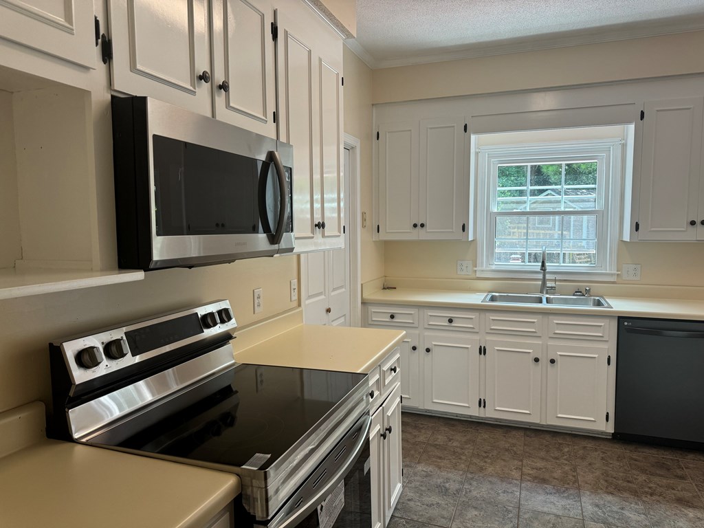 1212 Rampart Drive Dothan, AL 36303 - Photo 11 of 67 Gallery Image 11
