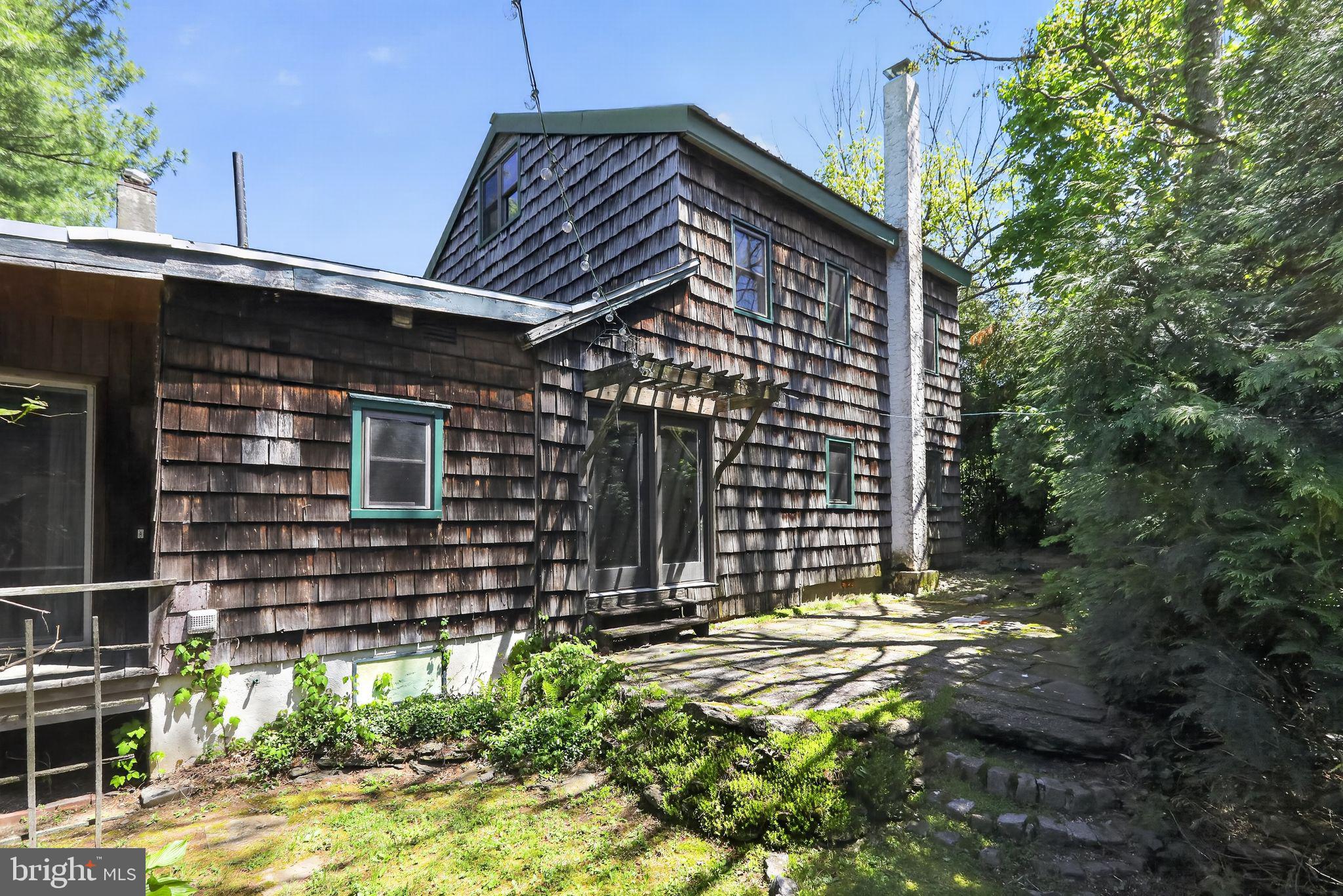 890 Doe Run Road Coatesville, PA 19320 - Photo 4 of 46 Gallery Image 4