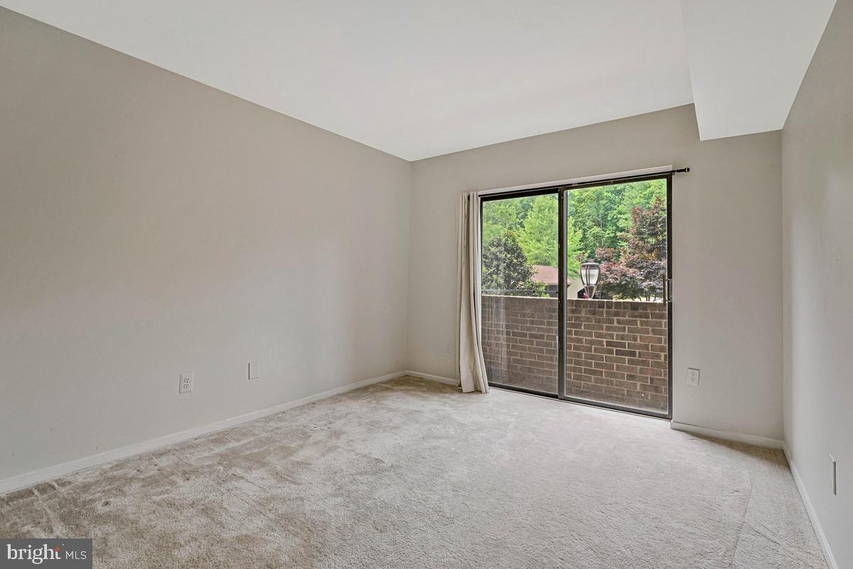 1663 Parkcrest Circle, Unit 200 Reston, VA 20190 - Photo 24 of 30