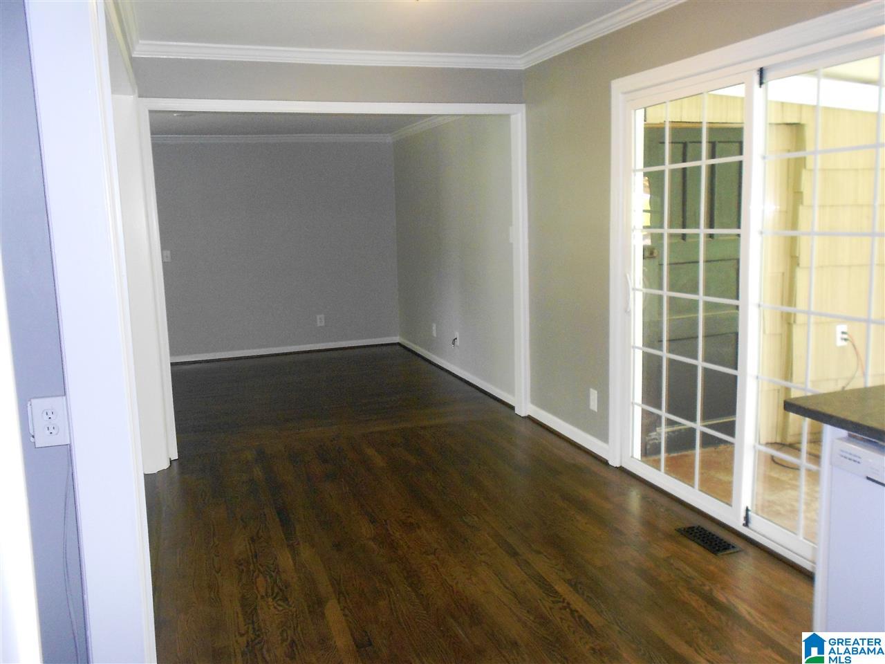 3220 Ridgely Court Birmingham, AL 35243 - Photo 4 of 47