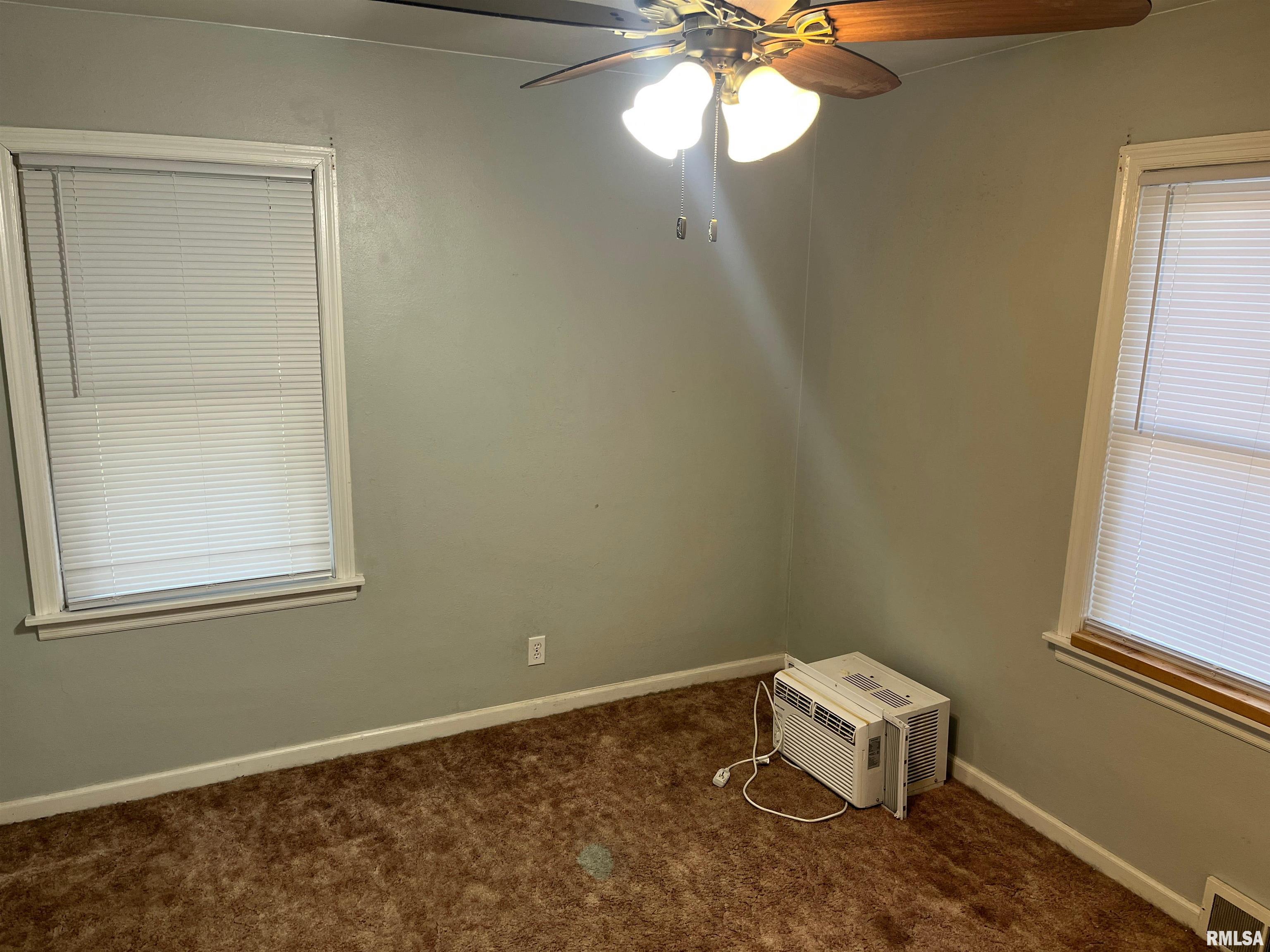 2304 West Proctor Street Peoria, IL 61605 - Photo 11 of 20