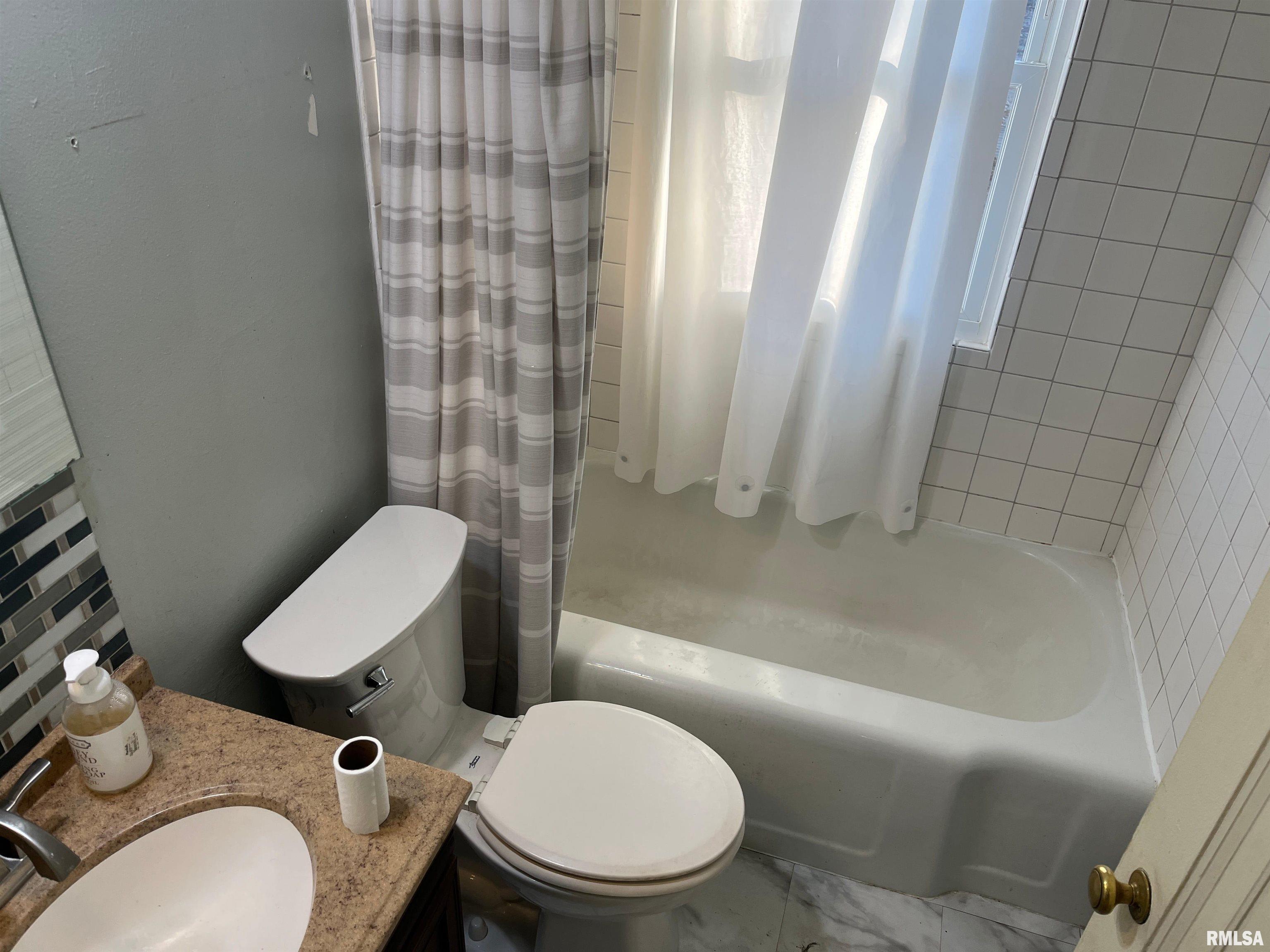 2304 West Proctor Street Peoria, IL 61605 - Photo 13 of 20