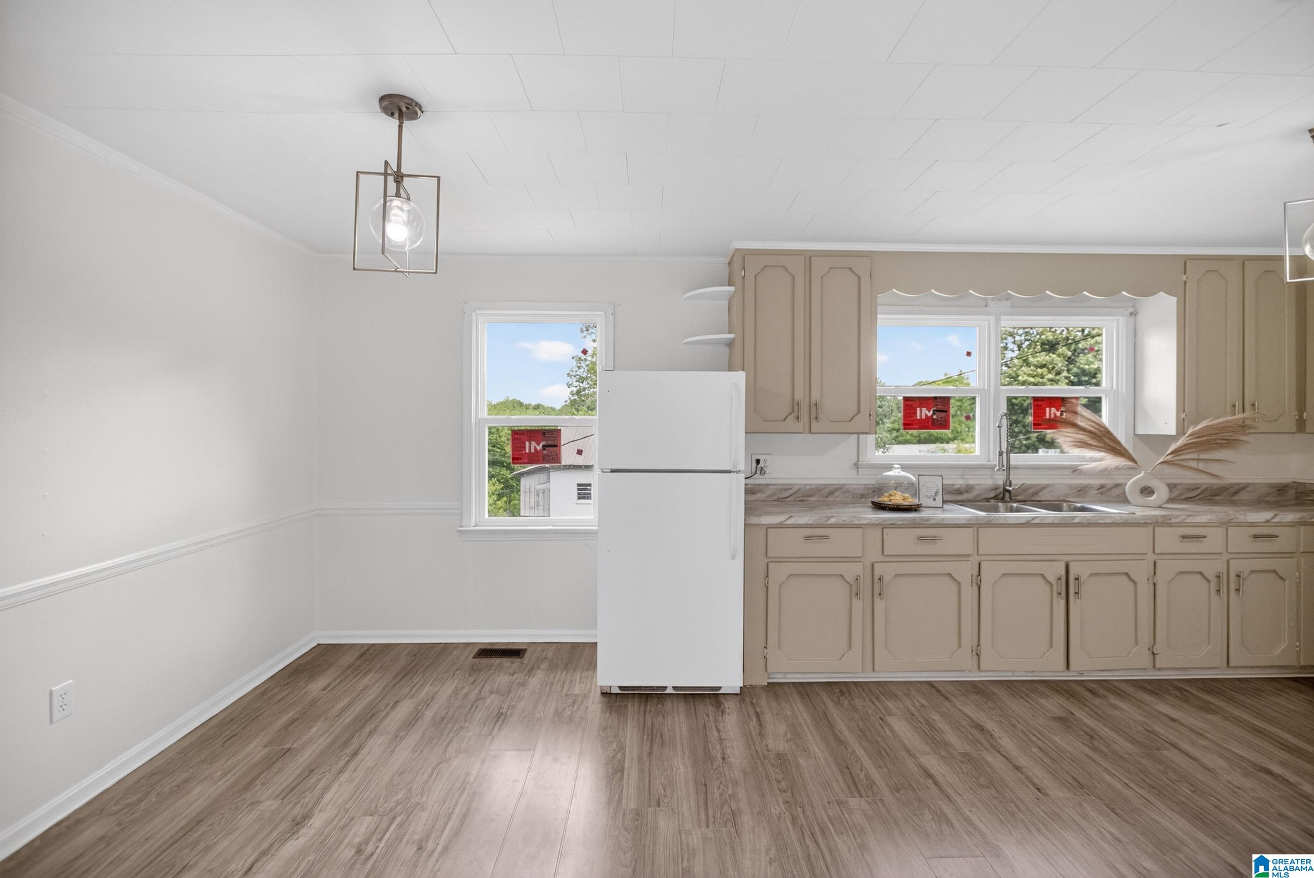 1033 West 33rd Street Anniston, AL 36201 - Photo 10 of 26