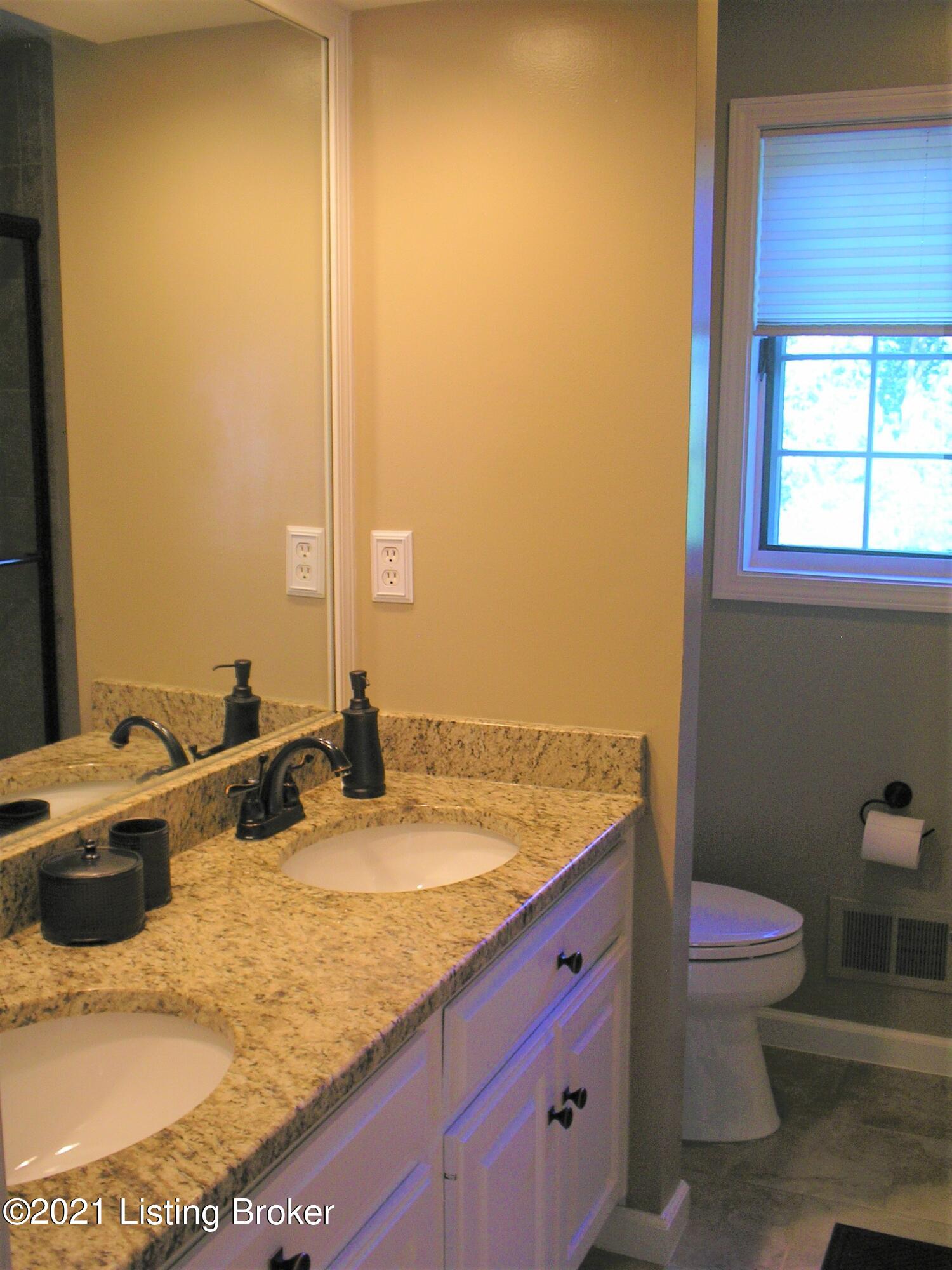 3219 Trail Ridge Road Louisville, KY 40241 - Photo 17 of 54 P1015646 (2)