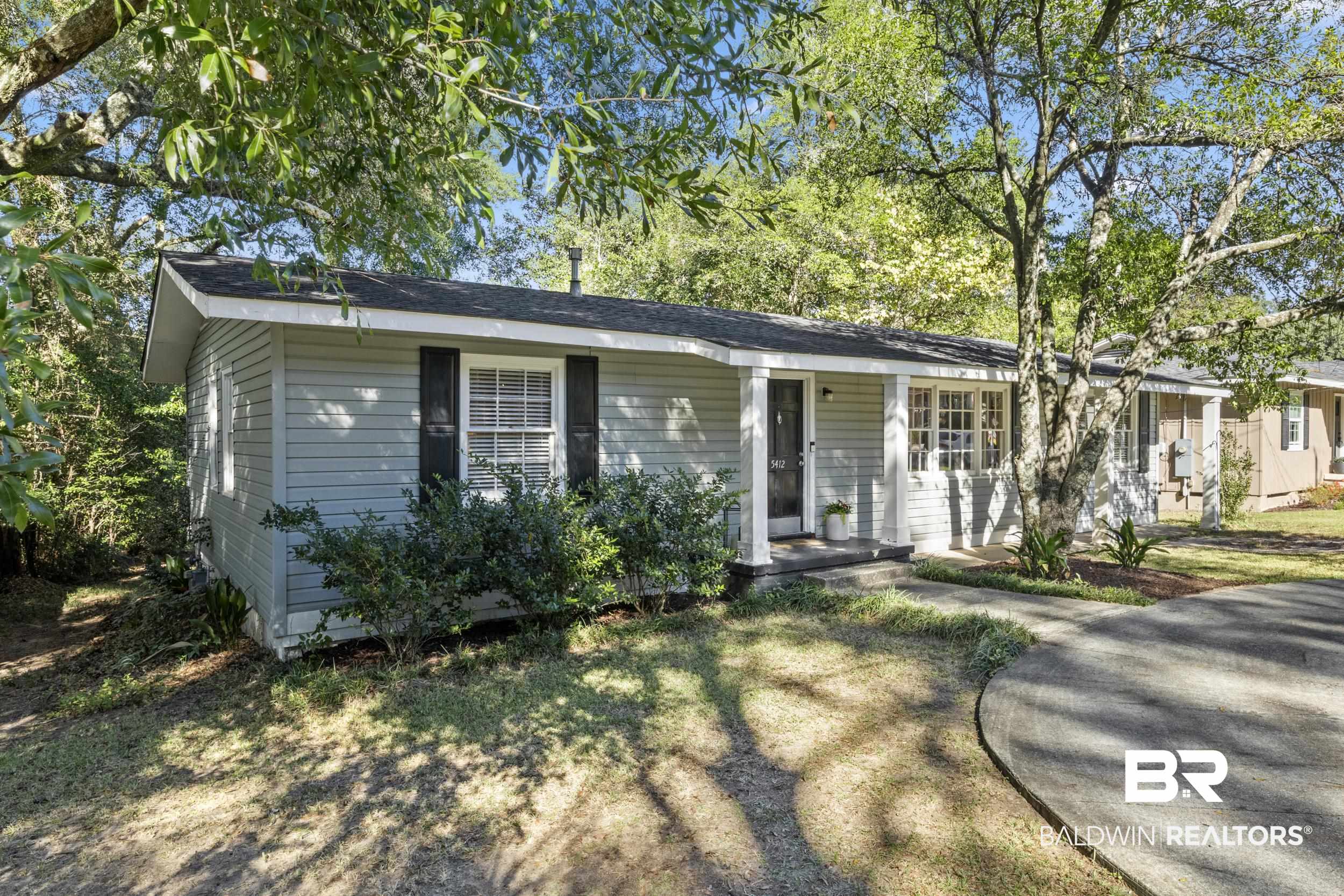 5412 Lusann Drive Mobile, AL 36608 - Photo 3 of 25 View of ranch-style house