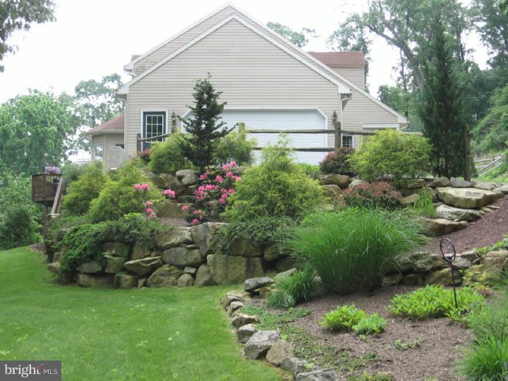 622 Seidels Run Road Leesport, PA 19533 - Photo 2 of 24 Gallery Image 2