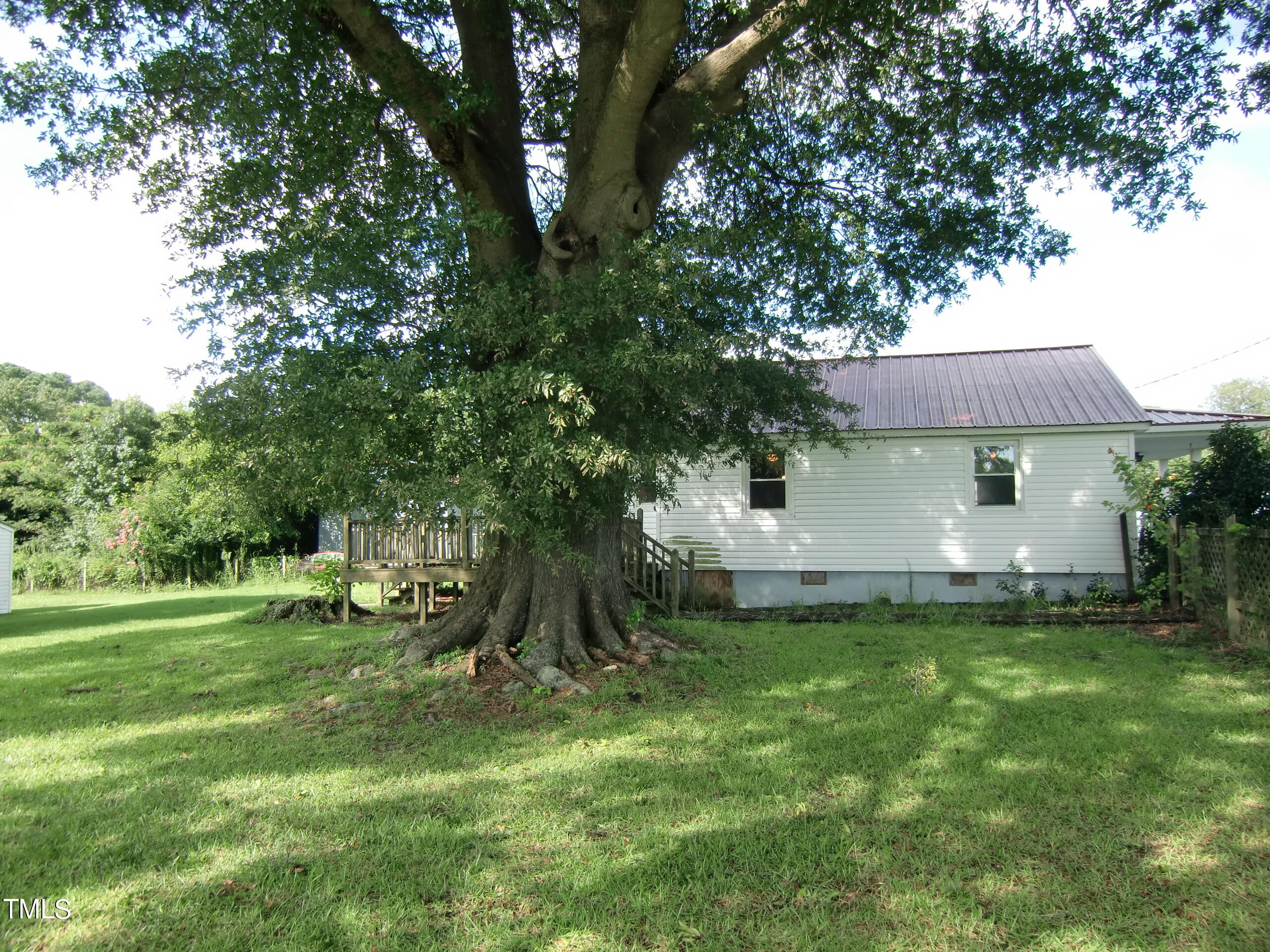 1197 Red Hill Church Road Dunn, NC 28334 - Photo 15 of 64 Exterior Pics (12)