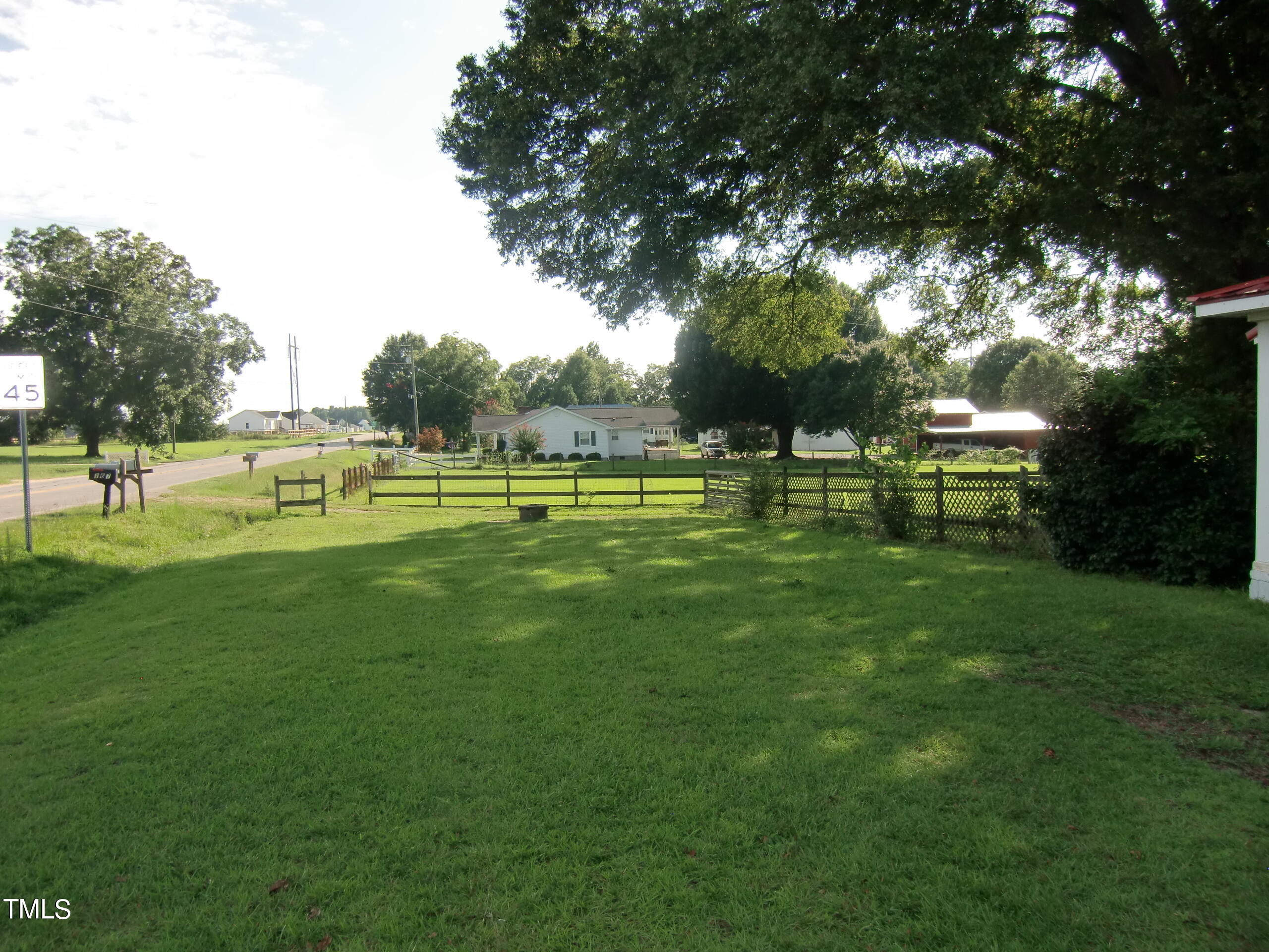 1197 Red Hill Church Road Dunn, NC 28334 - Photo 33 of 64 exterior pics (27)