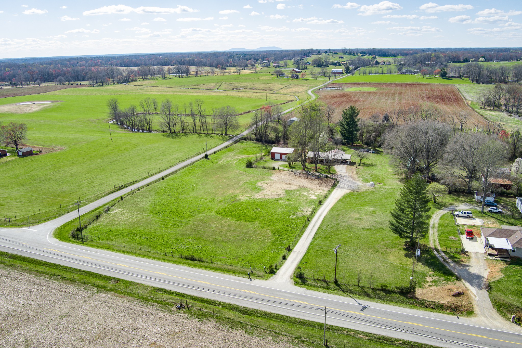 9780 Old Kentucky Road Sparta, TN 38583 - Photo 26 of 43 Gallery Image 26