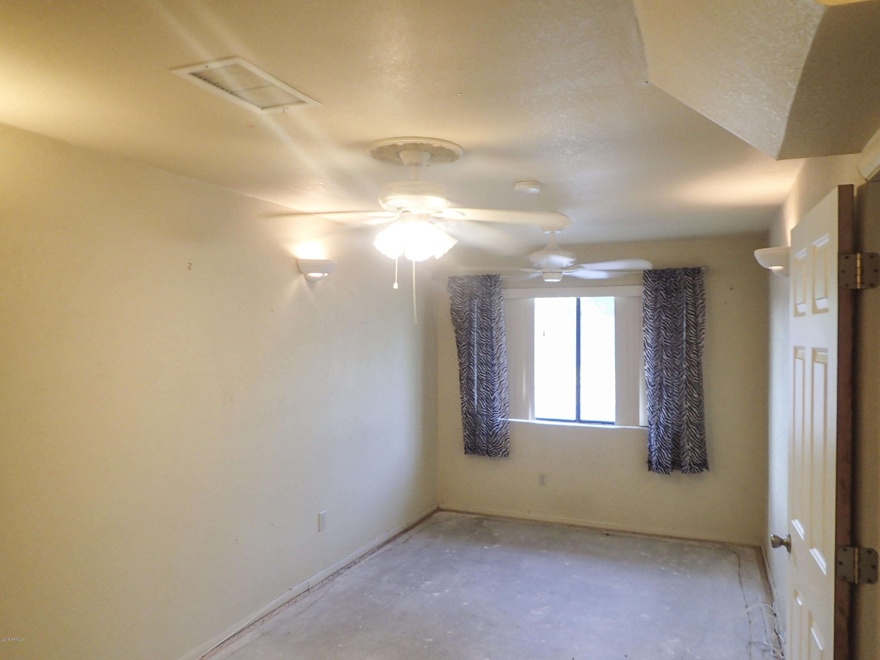 421 Rolfs Avenue Mammoth, AZ 85618 - Photo 5 of 10 Bedroom