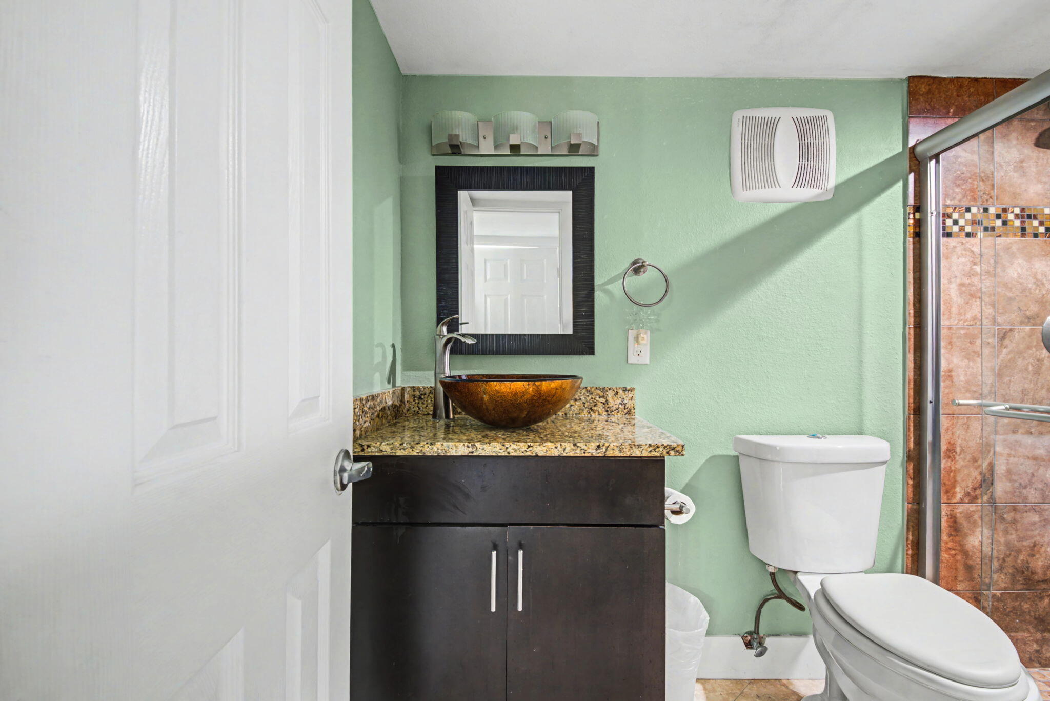 30 Moreno Point Road, Unit 306B Destin, FL 32541 - Photo 24 of 47 22-Dolphin_Pointe_306B_20260216_110