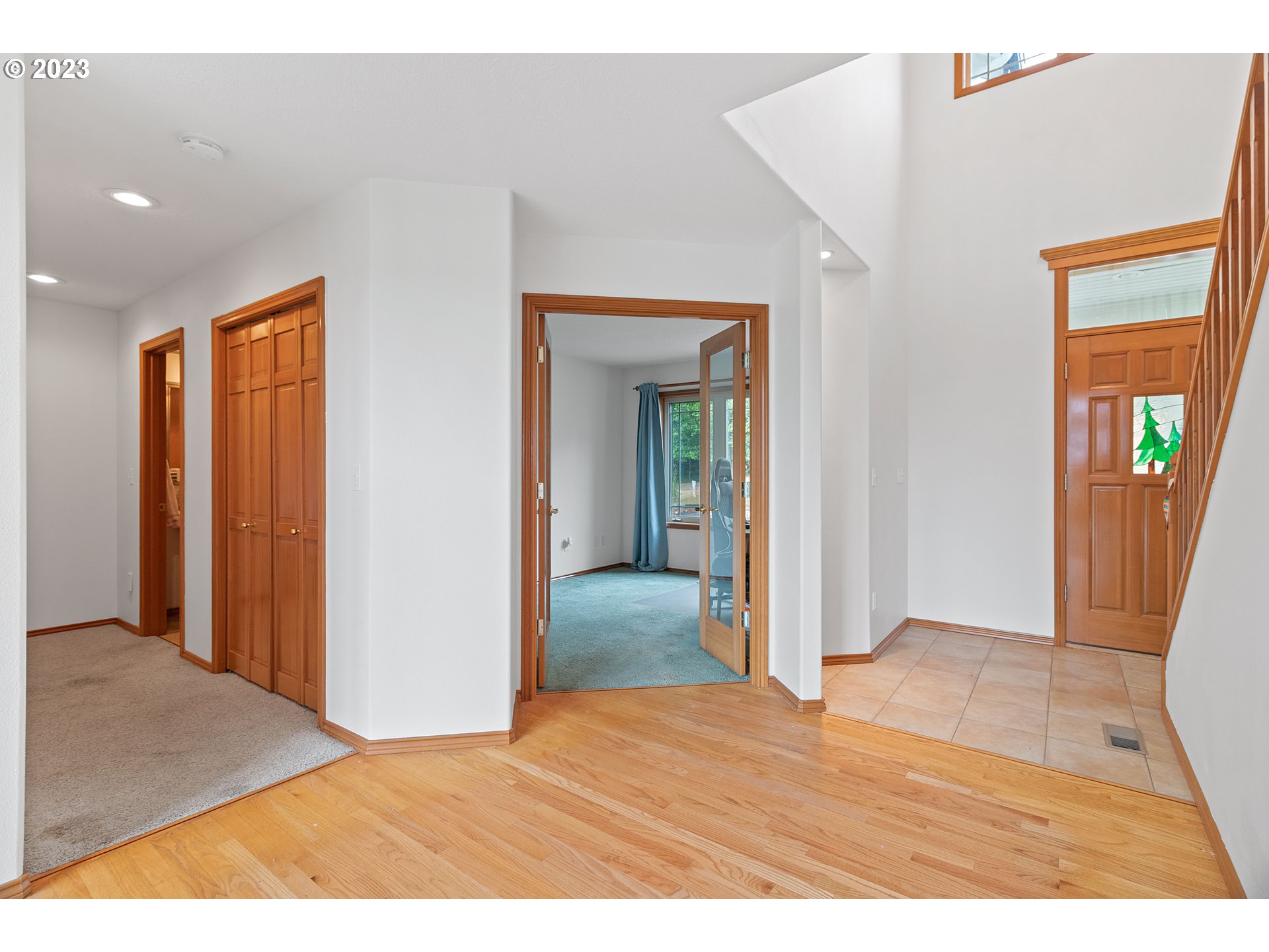 10200 South New Era Road Canby, OR 97013 - Photo 16 of 47 Hallway