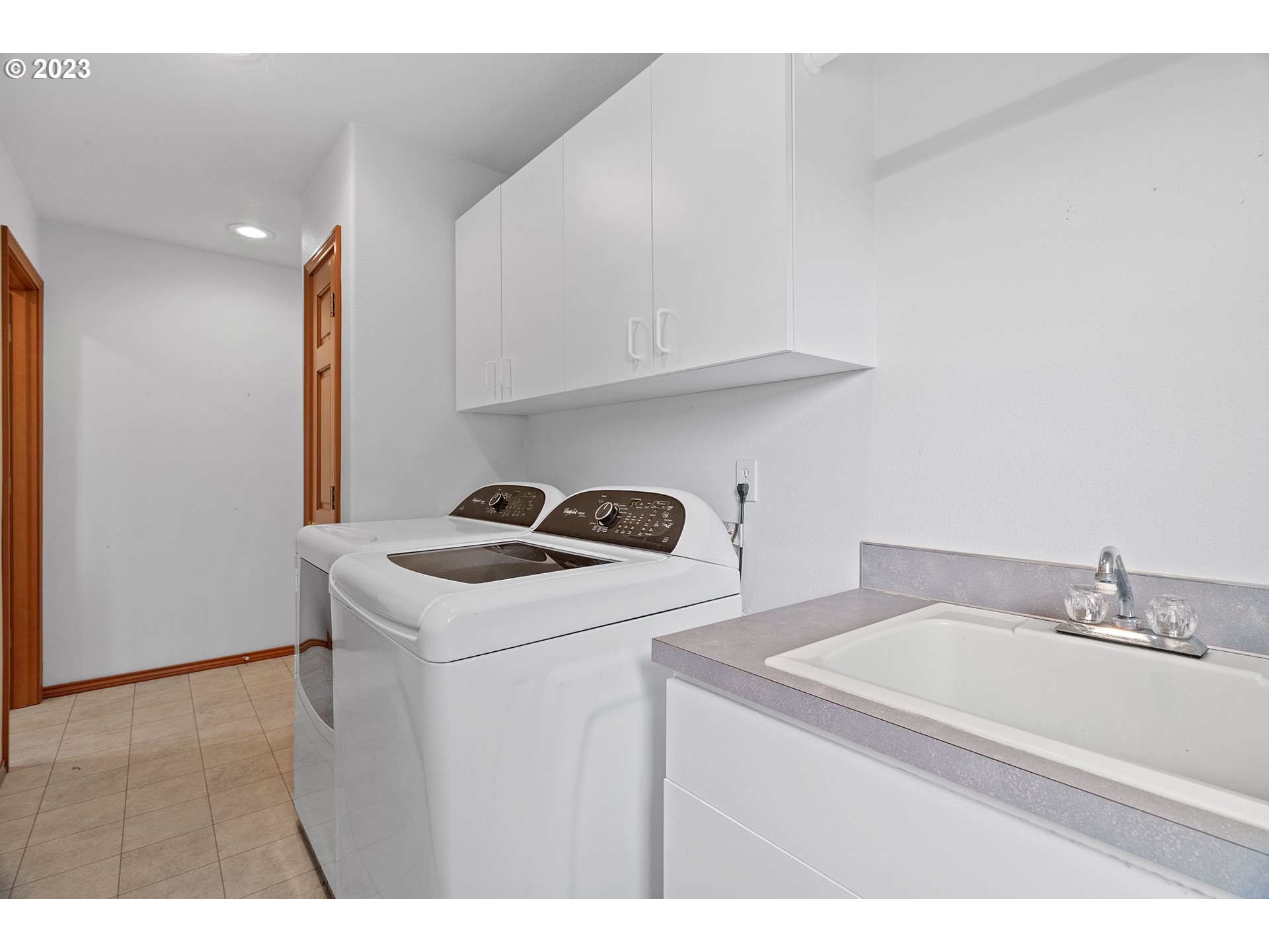 10200 South New Era Road Canby, OR 97013 - Photo 22 of 47 Mud Room