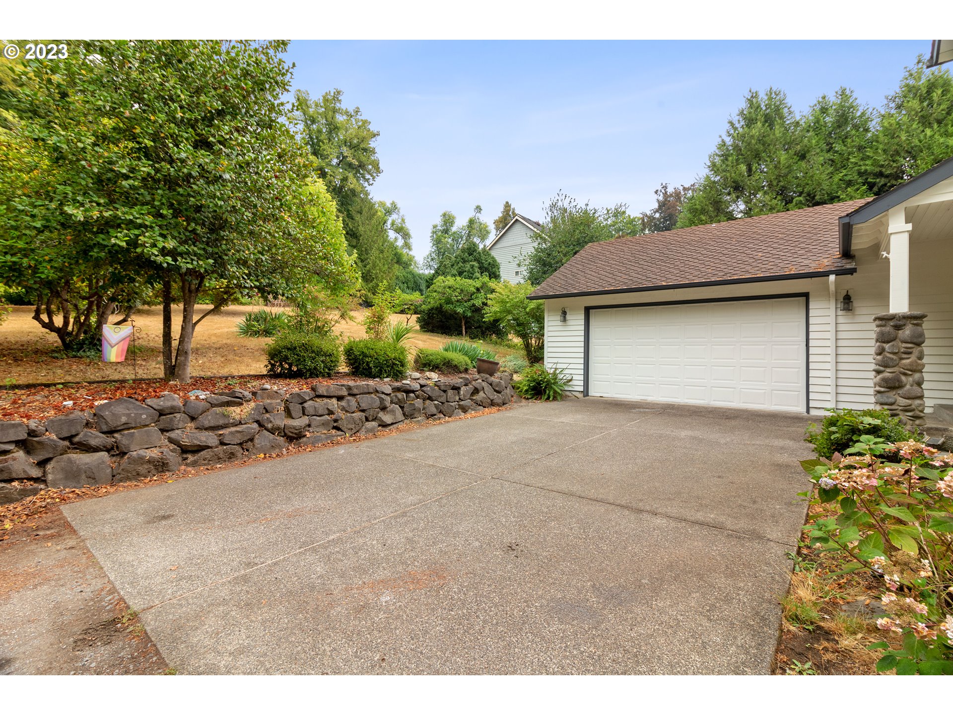 10200 South New Era Road Canby, OR 97013 - Photo 34 of 47 Garage