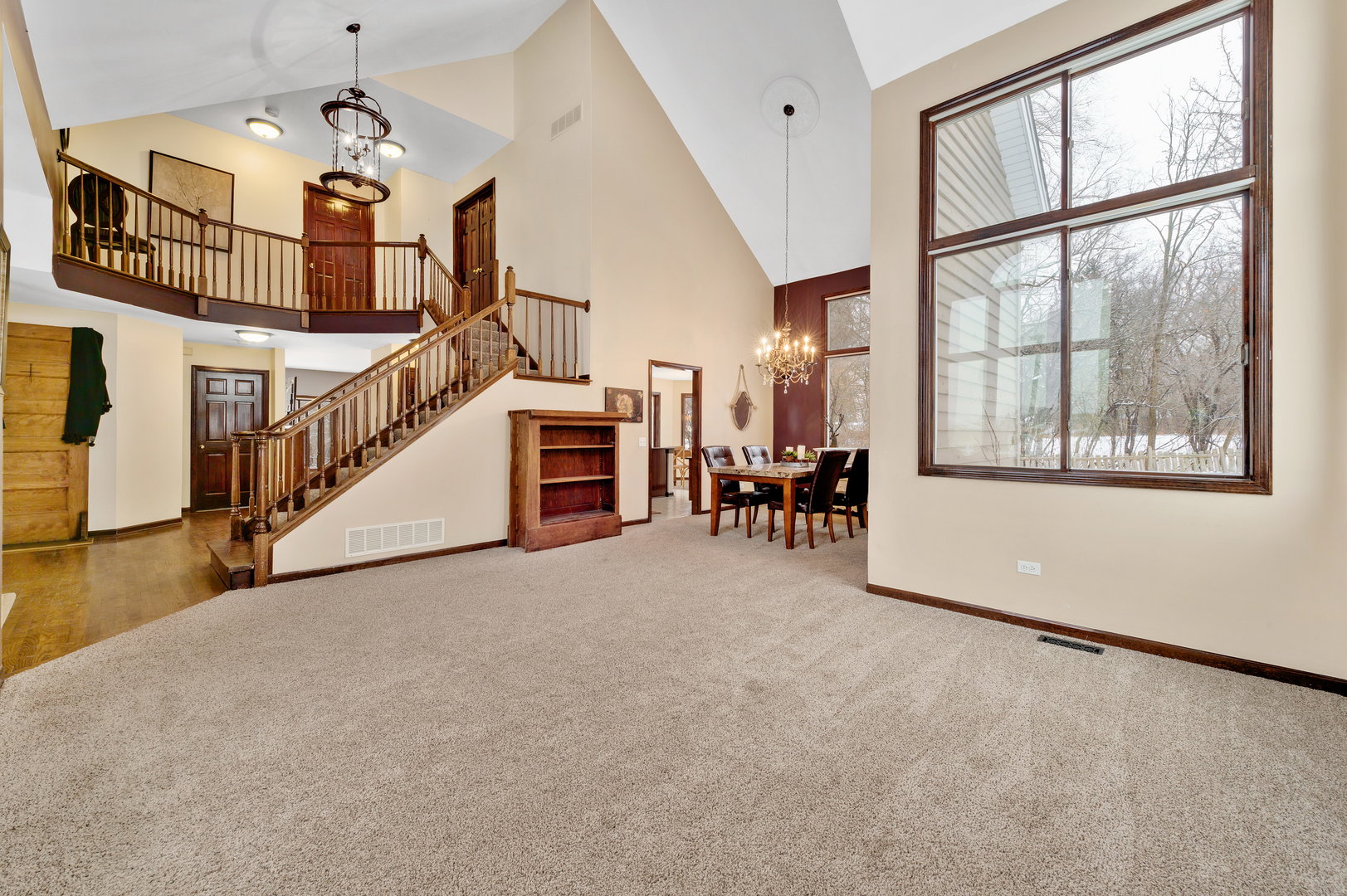 53 Falcon Place Westmont, IL 60559 - Photo 5 of 29