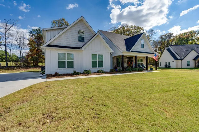$699,000 | 183 Bridlewood Drive, Ringgold, GA 30736