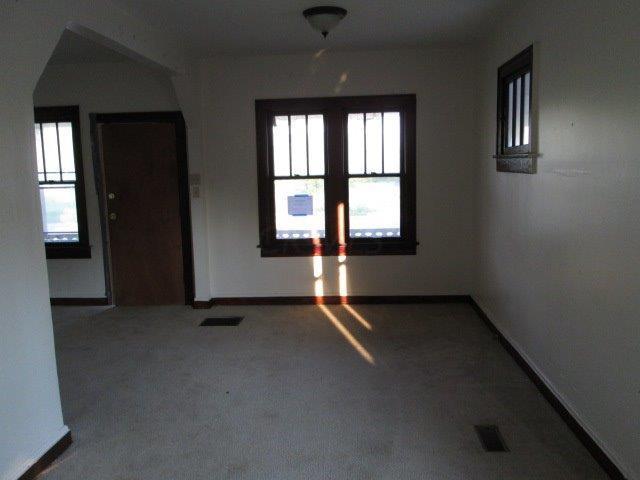 2566 Lockbourne Road Columbus, OH 43207 - Photo 11 of 18