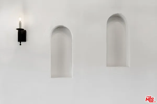 a view of entryway and workspace