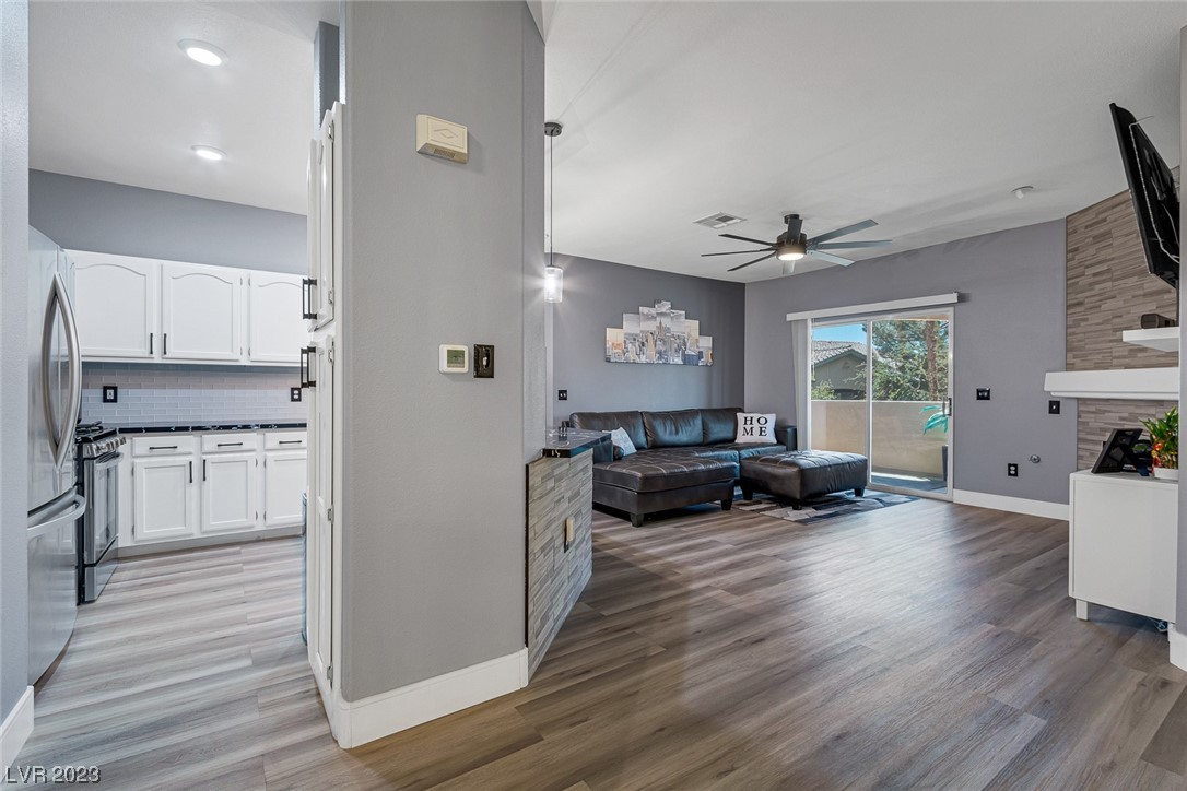 8724 Red Rio Drive, Unit 201 Las Vegas, NV 89128 - Photo 6 of 35 Gallery Image 6