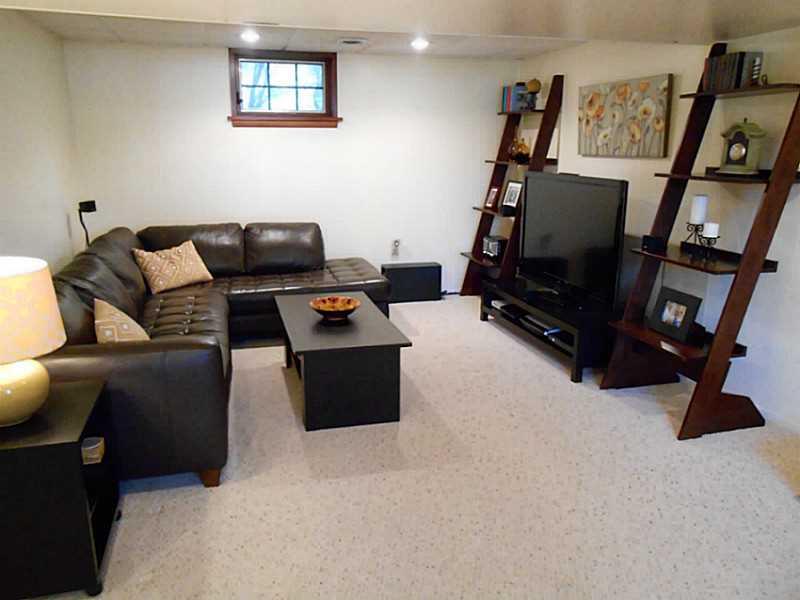 17 Old York Road Washington, PA 15301 - Photo 15 of 18 Basement/Game Room.