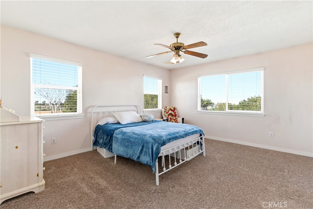 7330 Smoke Tree Road Phelan, CA 92371 - Photo 26 of 58
