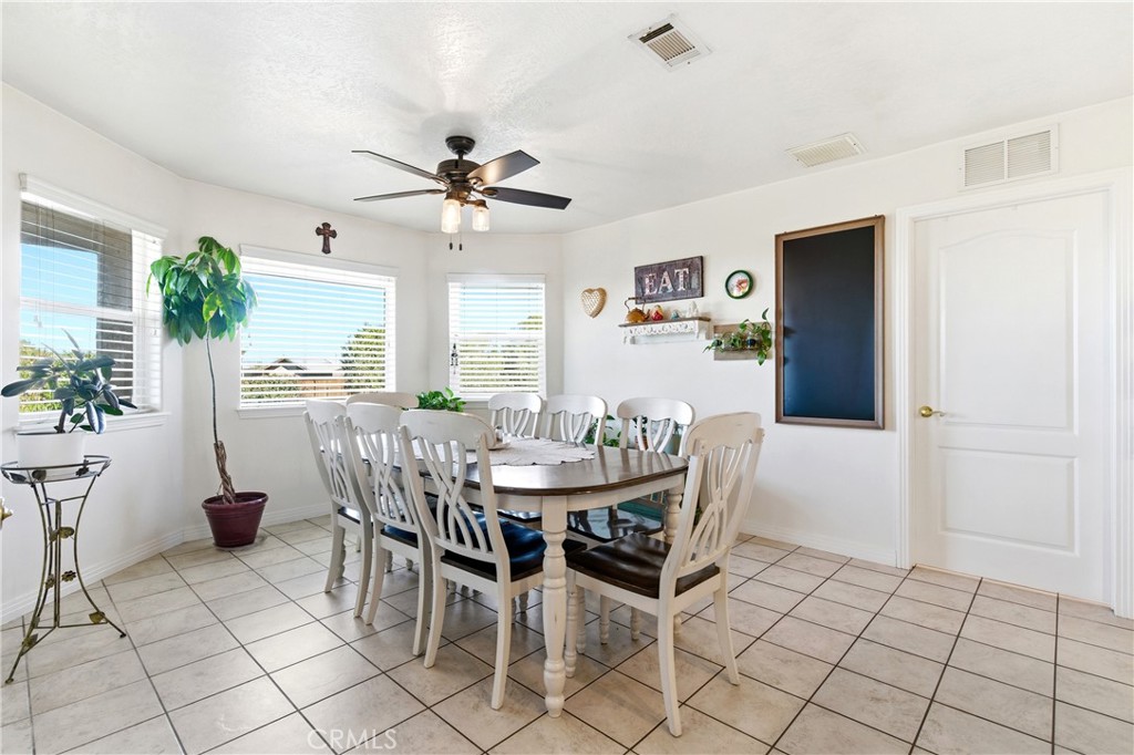 7330 Smoke Tree Road Phelan, CA 92371 - Photo 34 of 58