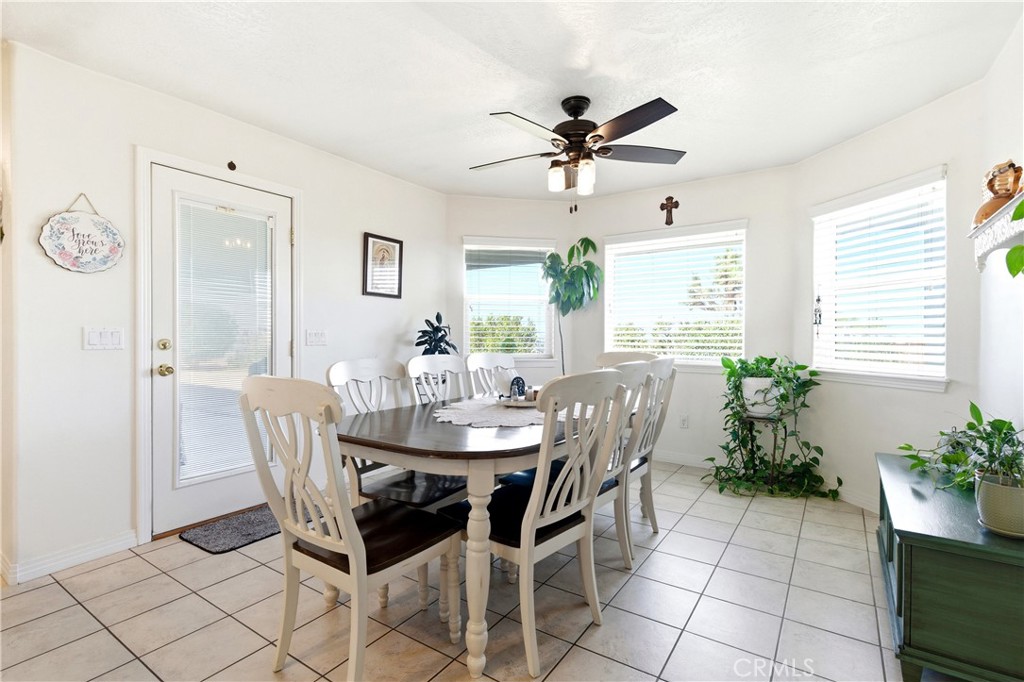 7330 Smoke Tree Road Phelan, CA 92371 - Photo 35 of 58