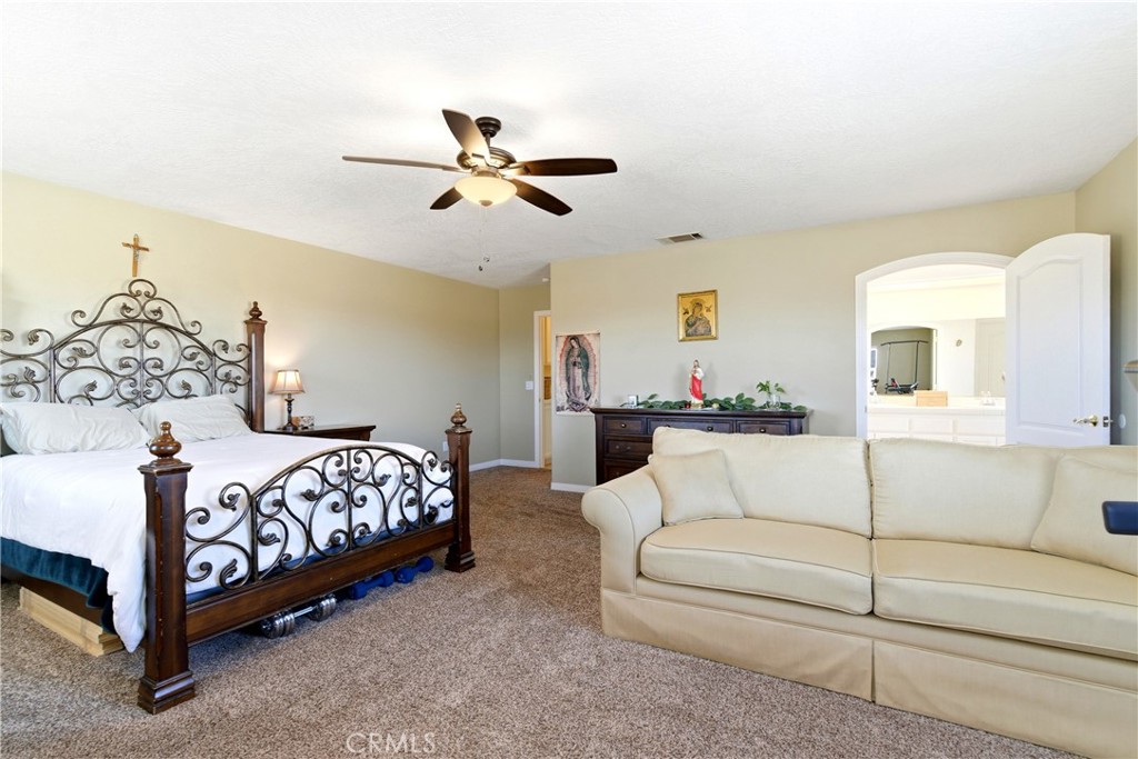 7330 Smoke Tree Road Phelan, CA 92371 - Photo 45 of 58
