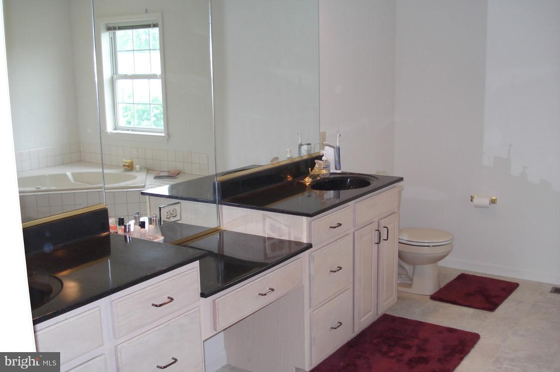 427 Rhoda Drive Lancaster, PA 17601 - Photo 14 of 25 Gallery Image 14