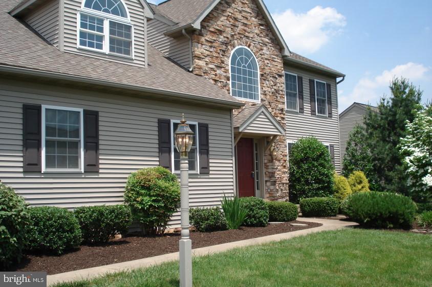 427 Rhoda Drive Lancaster, PA 17601 - Photo 3 of 25 Gallery Image 3