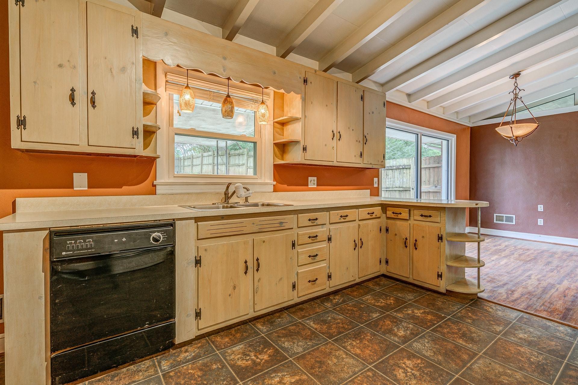 2533 Northminster Road Northwest Roanoke, VA 24012 - Photo 12 of 36 012-327544-2533 Northminster Rd NW 012_8