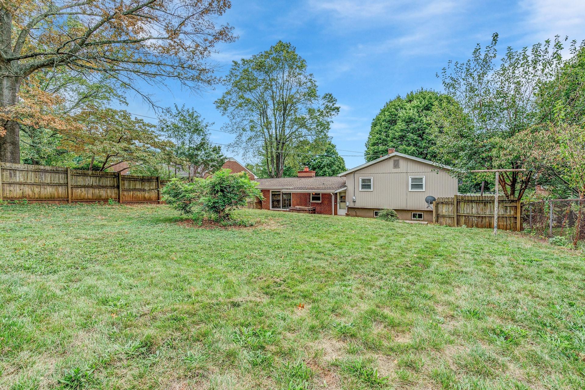 2533 Northminster Road Northwest Roanoke, VA 24012 - Photo 30 of 36 030-327544-029-327544-2533 Northminster