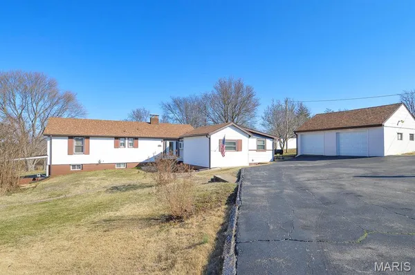 $379,000 | 1460 Crystal Heights Road, Crystal City, MO 63019