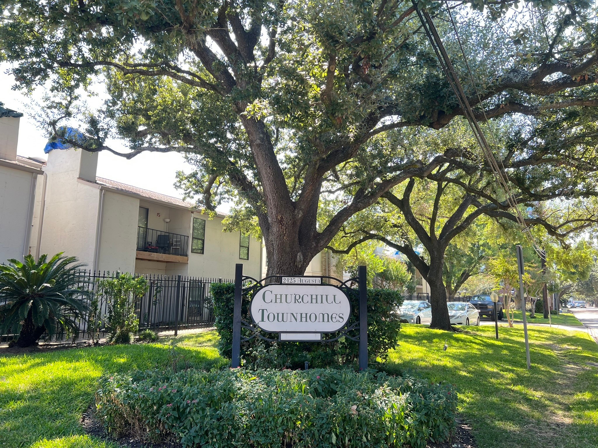 a view of a backyard with garden