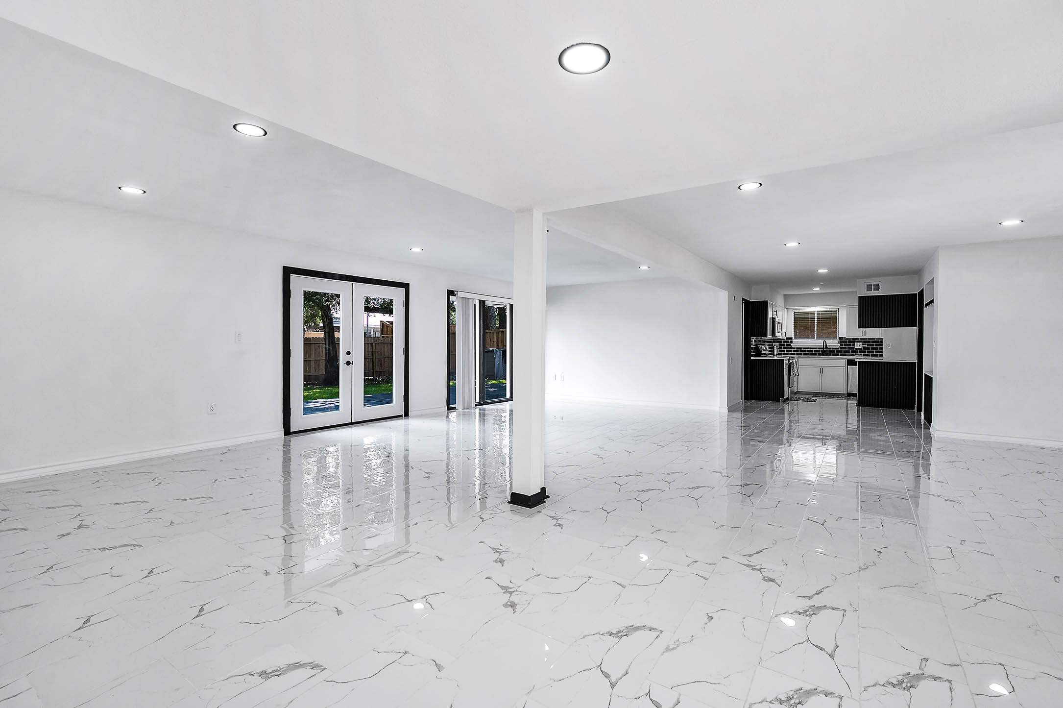 1616 Redway Lane Houston, TX 77062 - Photo 4 of 48 a view of livingroom with kitchen