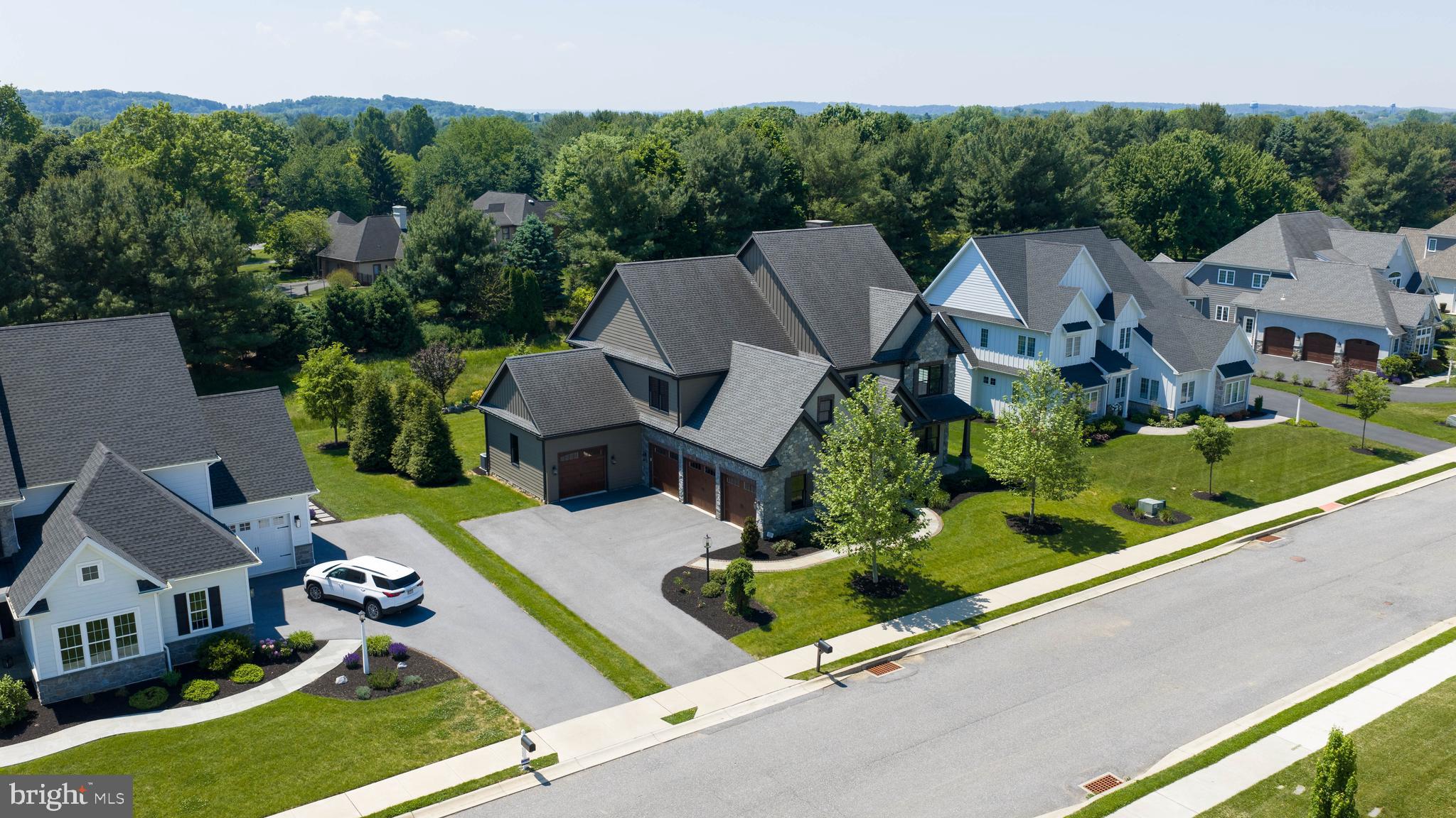 428 Southampton Drive Lititz, PA 17543 - Photo 60 of 60 an aerial view of multiple houses with a yard