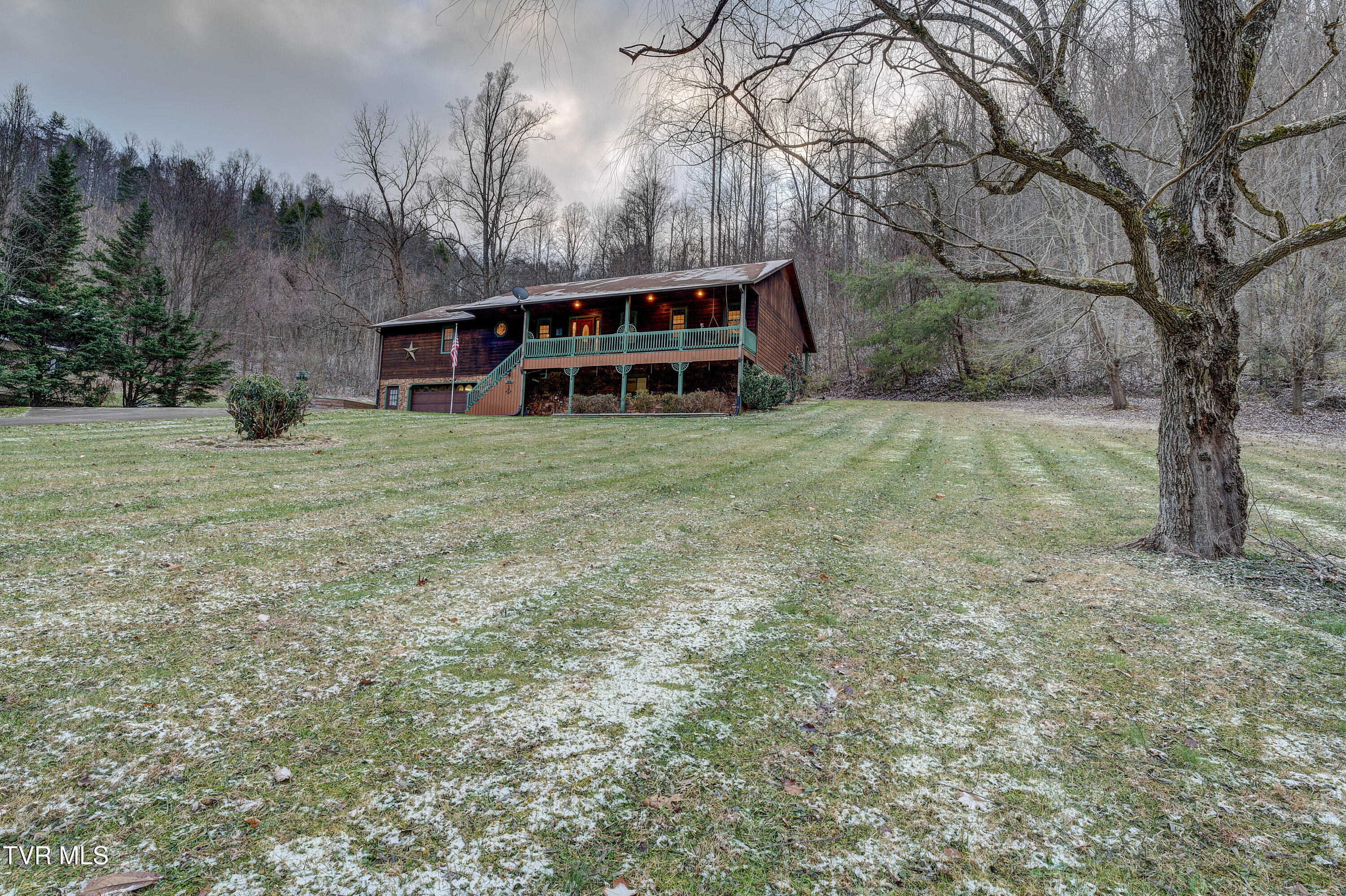 146 Barnett Hollow Road Erwin, TN 37650 - Photo 3 of 49 Barnett-43