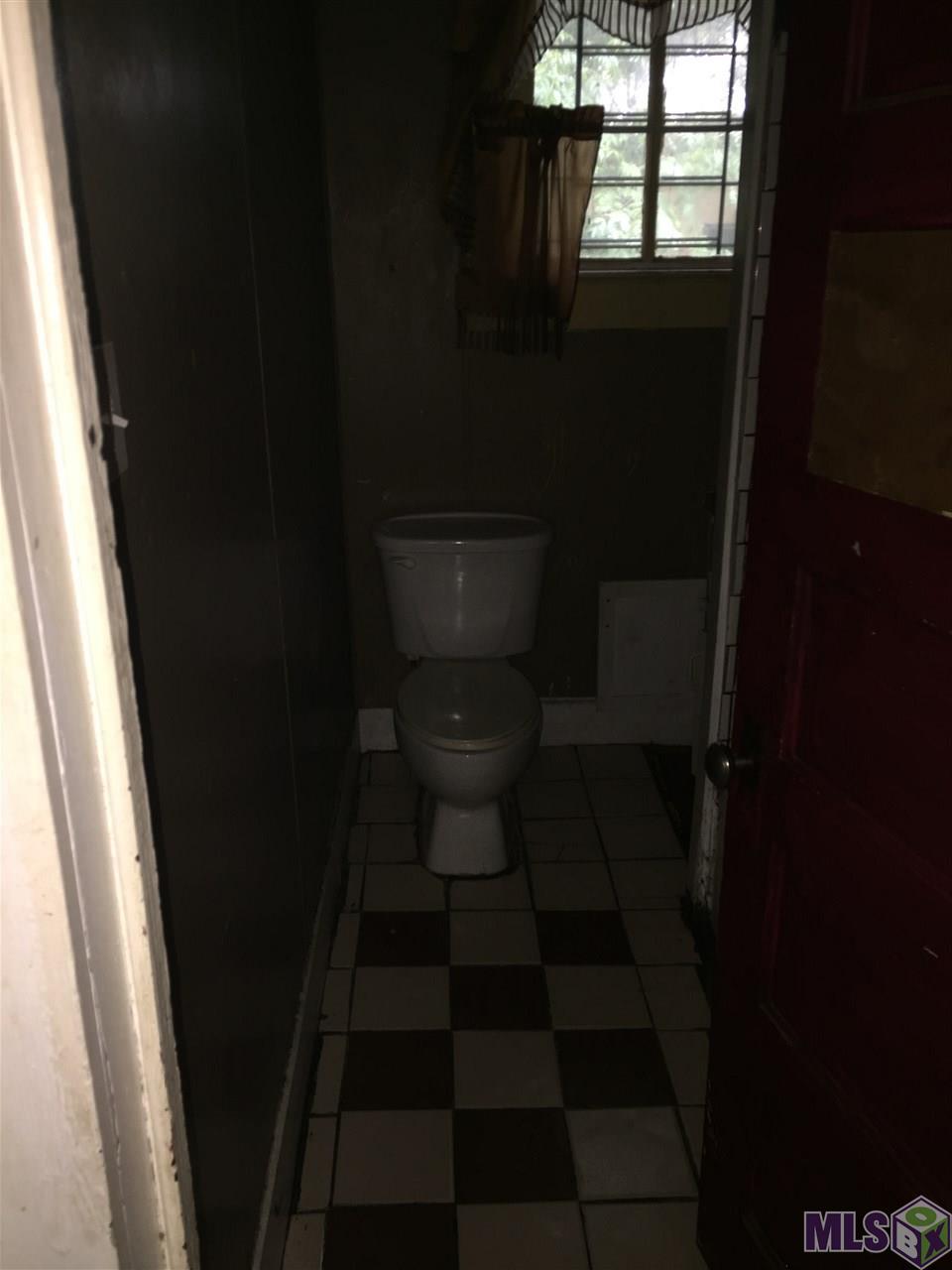 2730 Convention Street Baton Rouge, LA 70806 - Photo 7 of 9