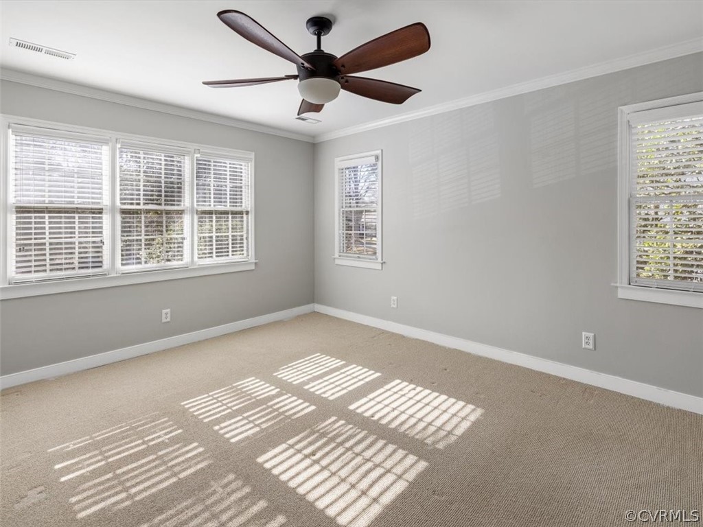 7532 Marilea Road Richmond, VA 23225 - Photo 17 of 37 En-suite bathroom and walk-in closet.